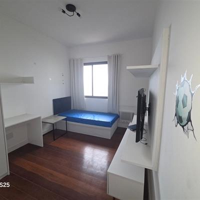 ec2e6297-46d3-441e-920f-13f6534ff62c