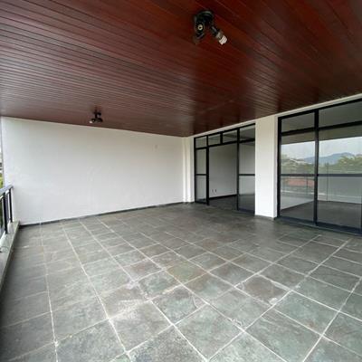 WhatsApp Image 2025-12-09 at 12.32.18 (1).jpeg