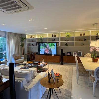 127e079d-d96f-45d8-904f-bf88c57a550f (1)