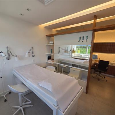 826c410a-db2a-4ba1-a3b4-783205a1606c