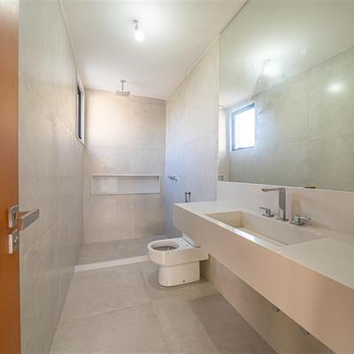 WhatsApp Image 2025-10-24 at 15.28.19 (4).jpeg