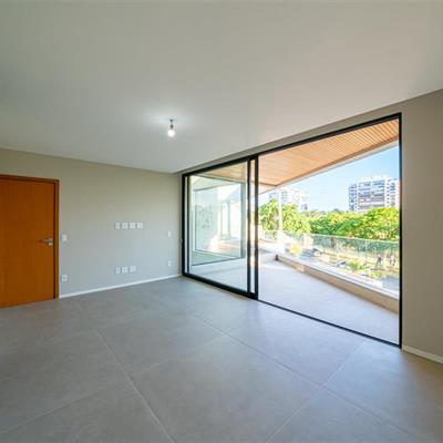 WhatsApp Image 2025-10-24 at 15.28.19 (23).jpeg