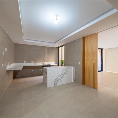 WhatsApp Image 2025-10-24 at 15.28.21 (15).jpeg